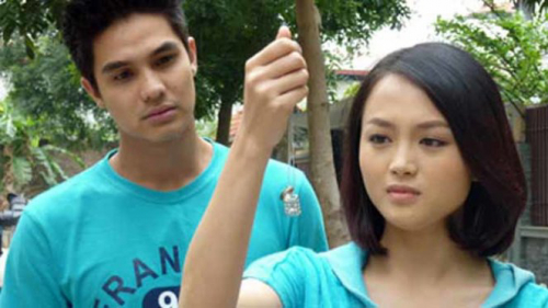 Chạm Tay Vào Nỗi Nhớ